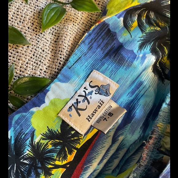 Kids Hawaii Dress - Picture 3 of 4